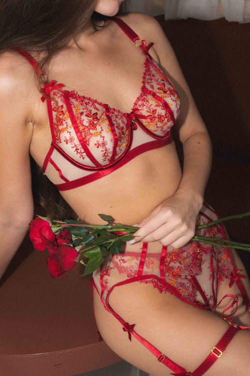 Monique Burgundy Dessous-Set